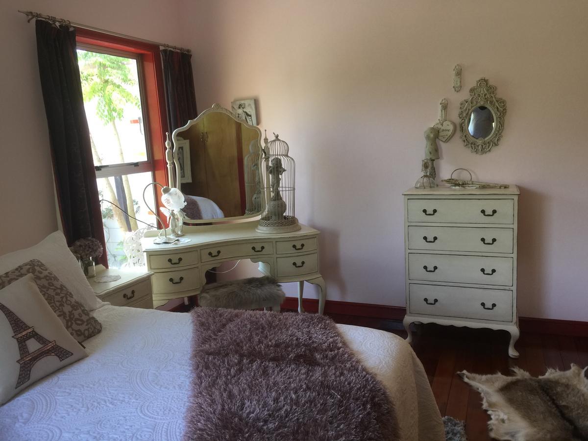 The Olive Grove Guest House Te Kopuru Ngoại thất bức ảnh